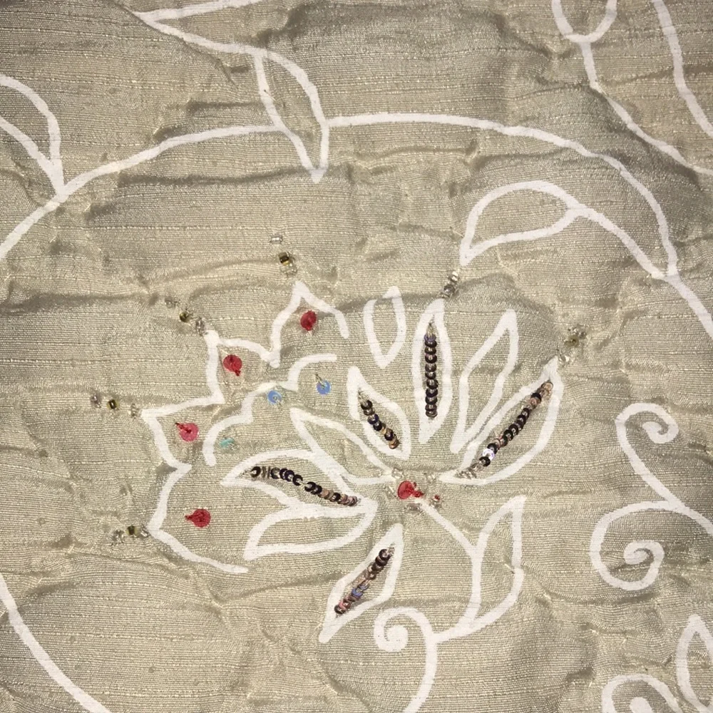 Quilted Comforter with Beading & 2 Pillow Shams